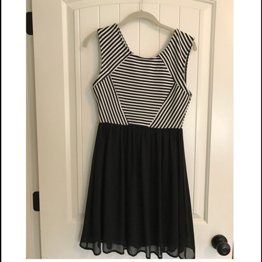 Black and White Striped A-Line Dress (Size M)