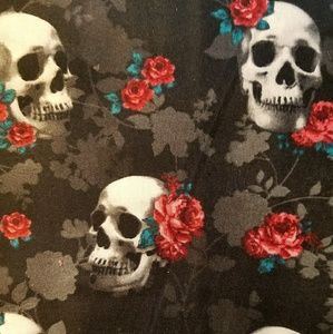 Skull 'n' Roses Server Book/Wallet