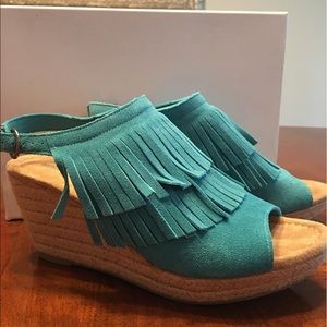 Minnetonka Turquoise Fringe Wedges