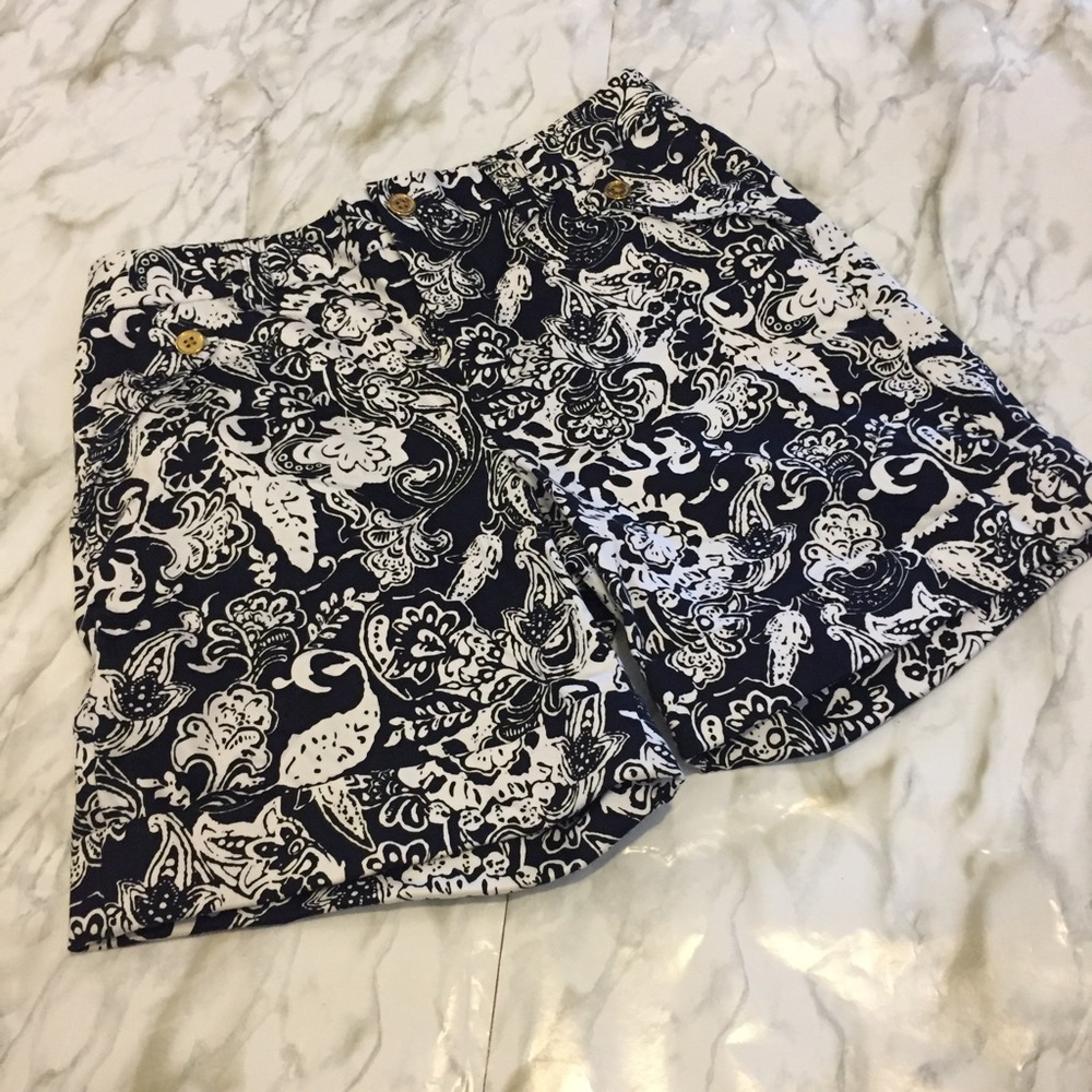 Lauren Ralph Lauren Navy White Floral Shorts SZ 6