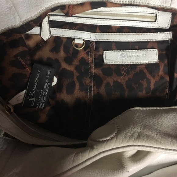 B Makowsky Leather Medium Handbag - Picture 2 of 2