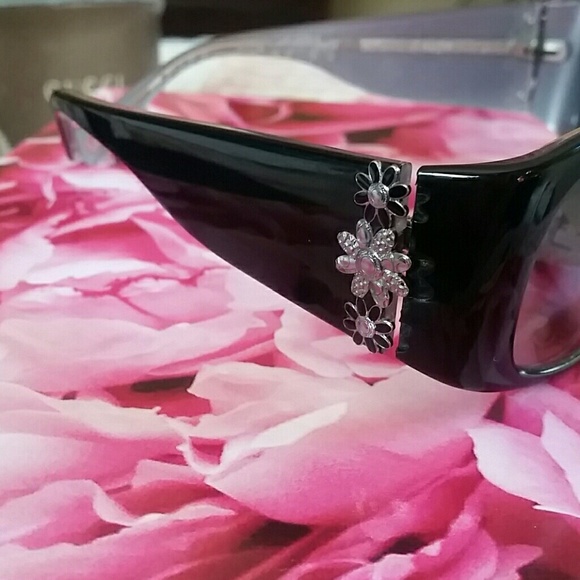 AUTHENTIC COACH SUNGLASSES - Picture 4 of 4