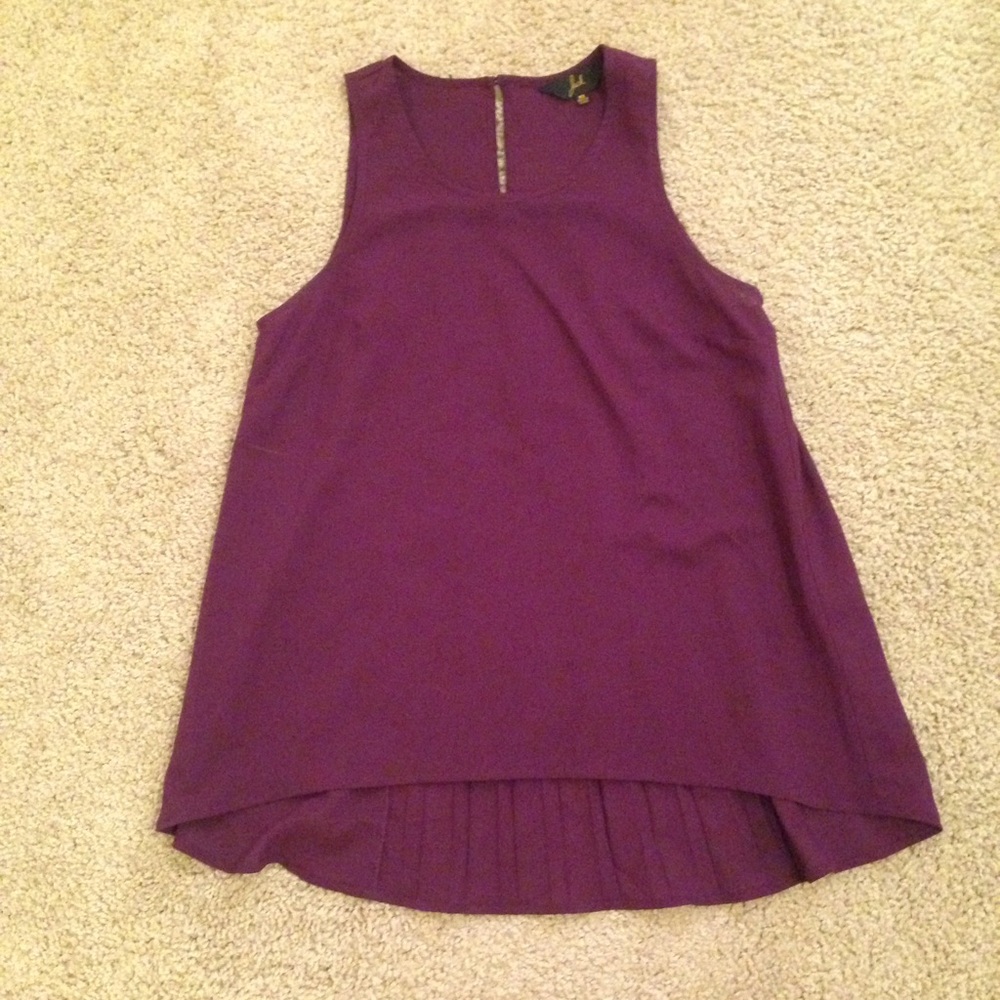 Plum top