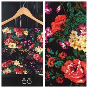LuLaRoe Floral Cassie Skirt