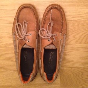 Sperry top-siders