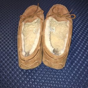 Short UGG moccasins