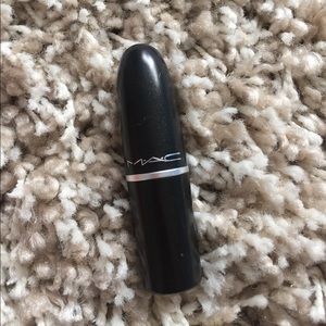 Mac lipstick in Patisserie