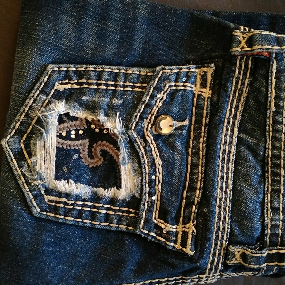SOLD***Size 28 Rock Revival Jeans