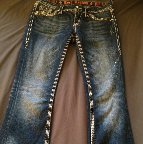 SOLD***Size 28 Rock Revival Jeans - Picture 3 of 5