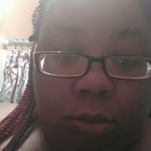 Meet your Posher, Latoya