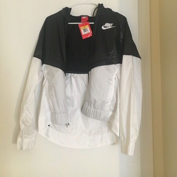 Nike Sportswear Windrunner Women's Jacket - Picture 4 of 7
