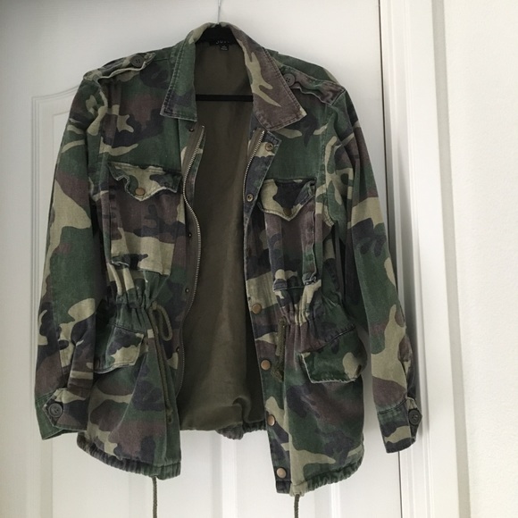 Jackets & Blazers - Forever 21 camouflage print jacket