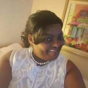 Meet your Posher, Denetra