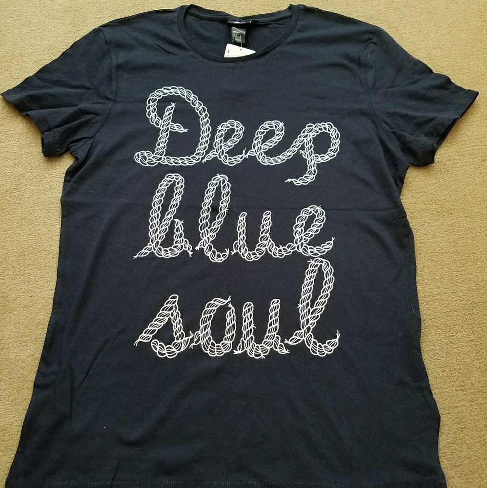 H&M Women's Graphic T- Shirt Navy Blue Size M