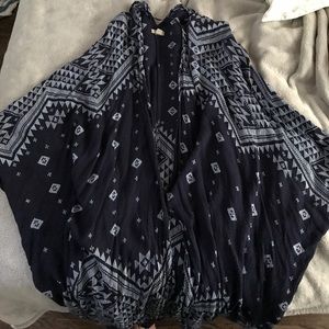 Urban Outfitters / Ecote Aztec Kimono