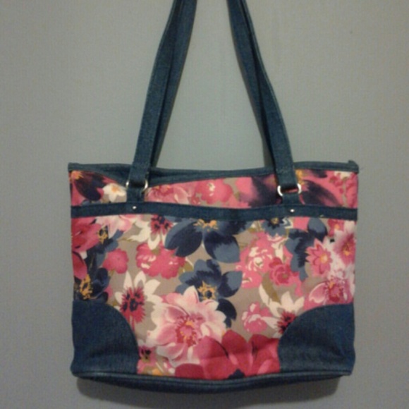 LADY'S SHOULDER BAG - Picture 1 of 3
