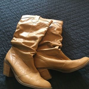 Tan Heeled Western Boots