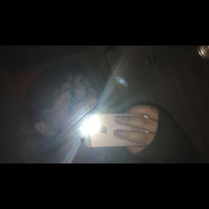 Meet your Posher, Adrianne