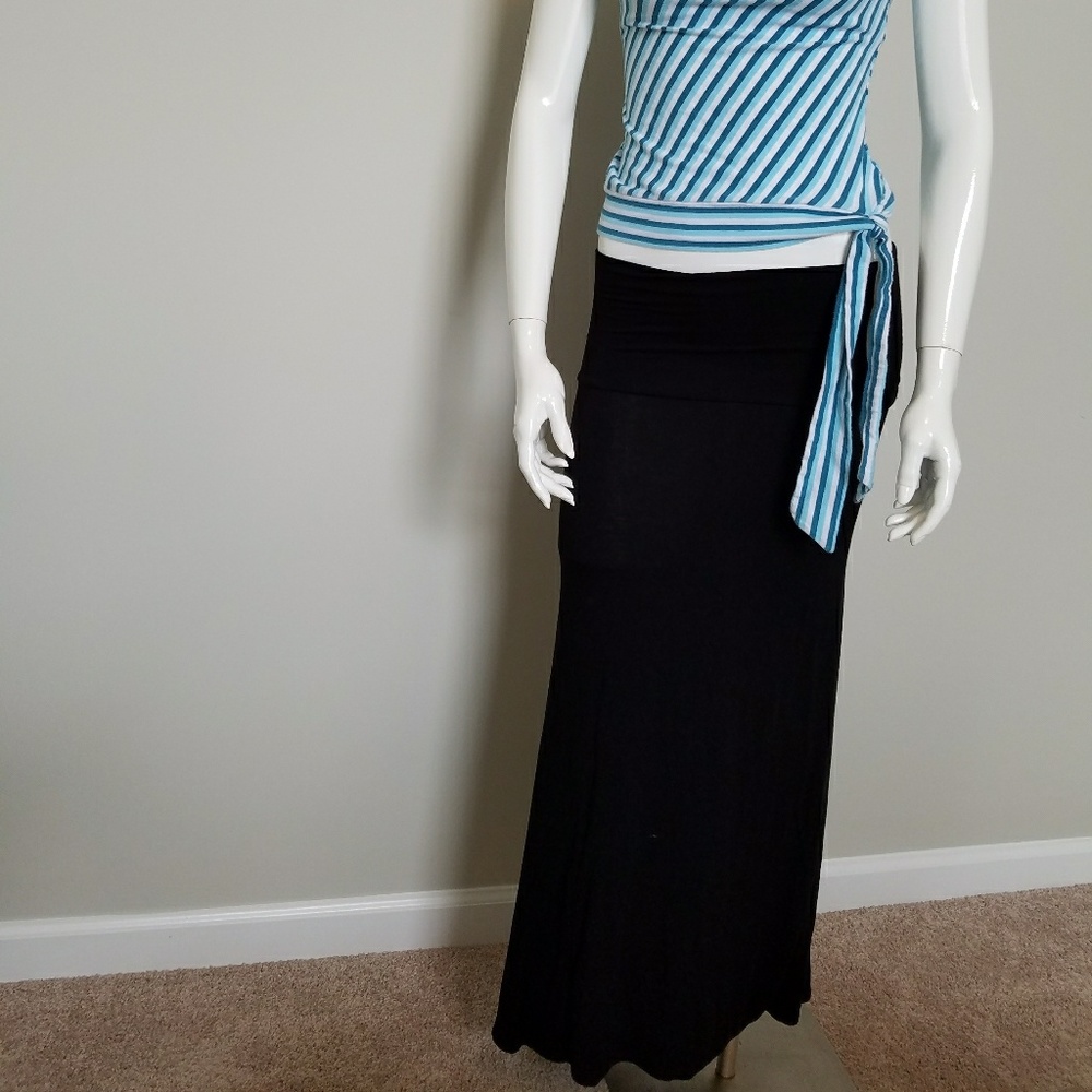 ♥️ Black maxi skirt