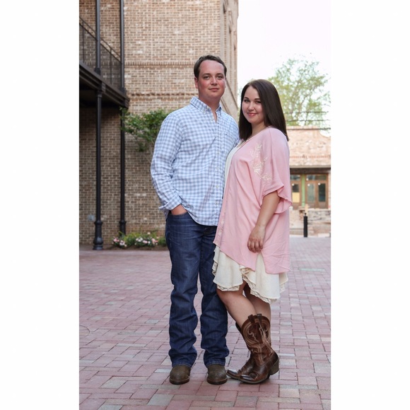 Meet your Posher, Heather - Picture 2 of 4