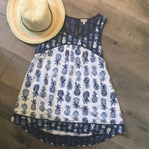 CUTE LITTLE HIGH LOW Top (New No Tags)