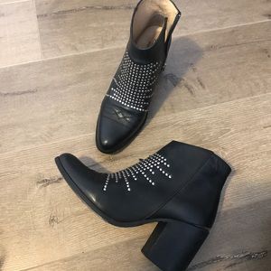 Sole child Black studded booties