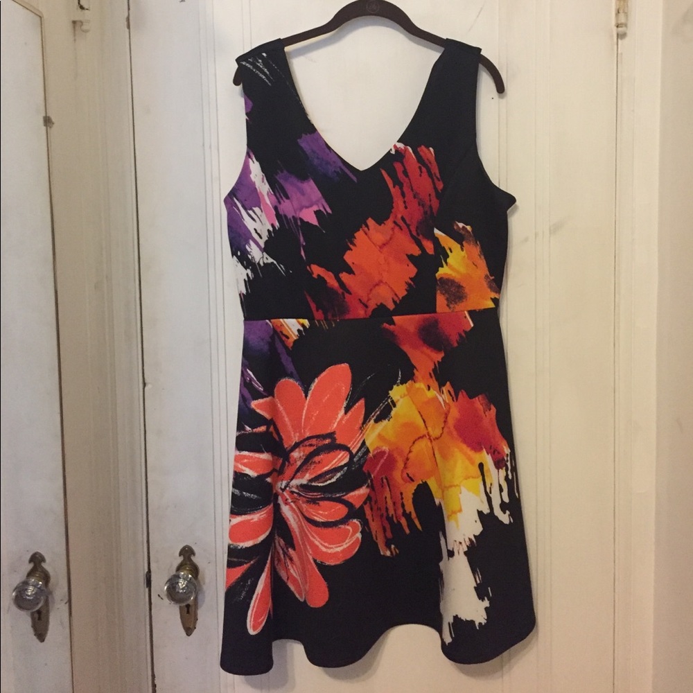 Floral & Black Scuba Dress