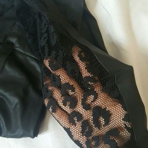 🔴MOVING SALE 🔴Faux Leather Leggings with Lace