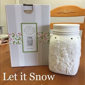 Scentsy Warmer Let it Snow.