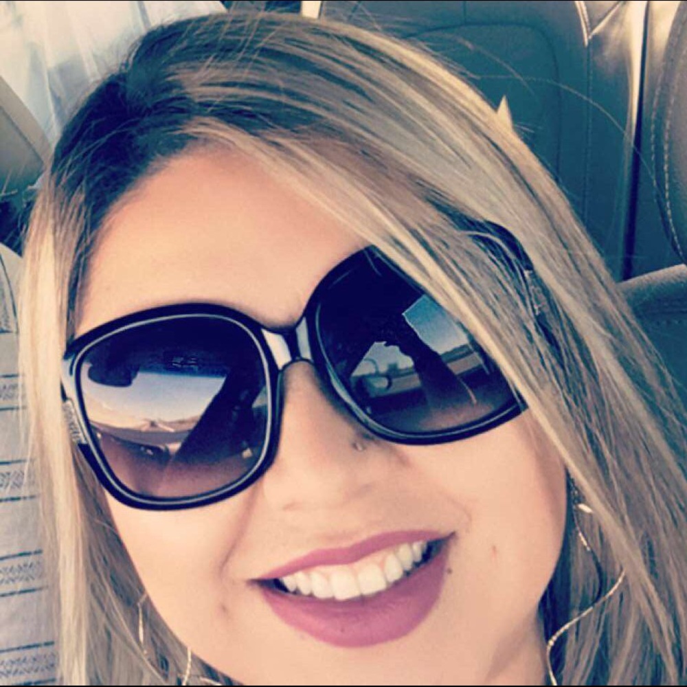 Meet your Posher, Mely