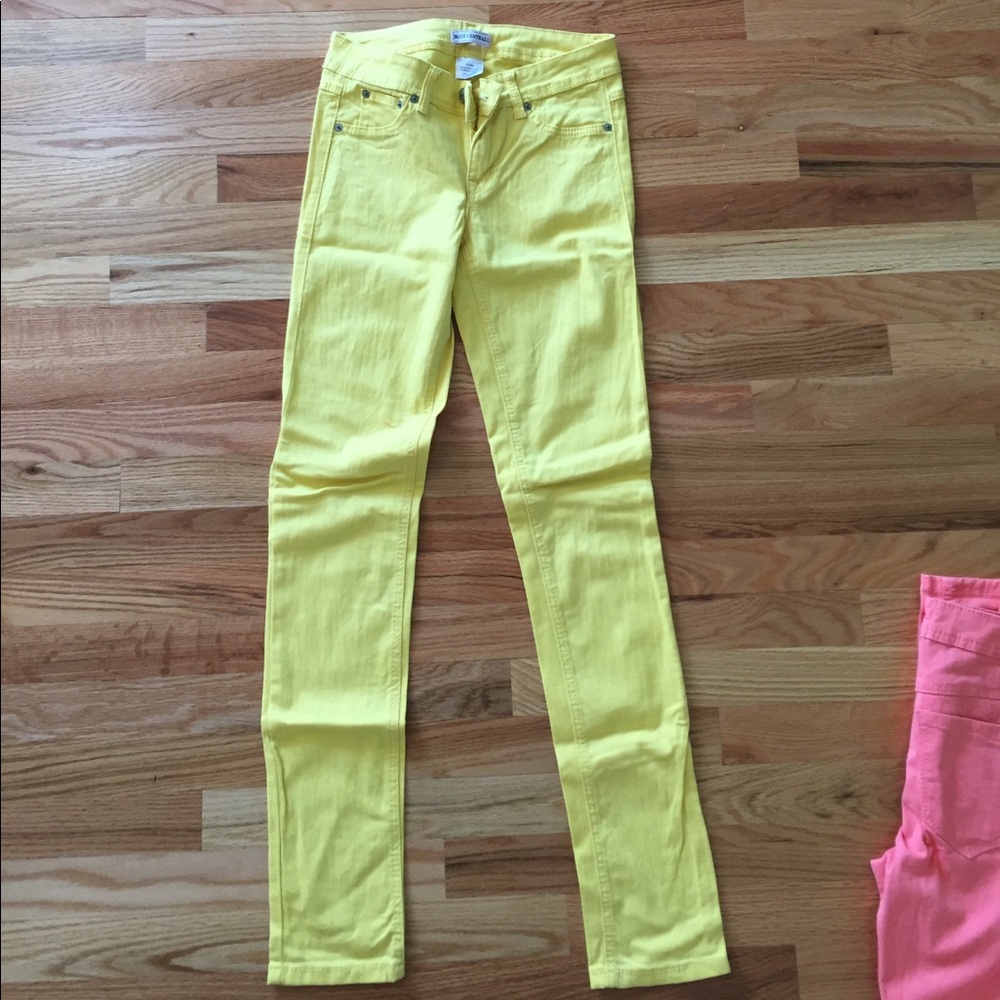 Yellow straight leg stretch jeans