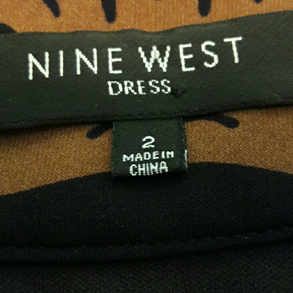 Closeout Sale ** Cute Nine West Dress **EUC ** - Picture 6 of 7