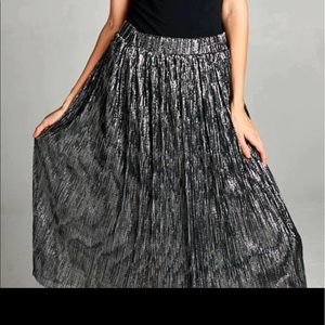Black/silver crinkle midi skirt