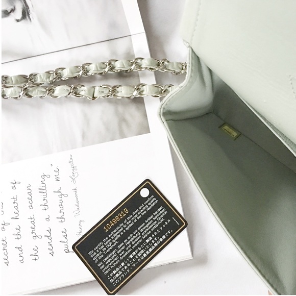 2xHP🌸 RARE Chanel Aged Calfskin Med. Double Flap - Picture 6 of 8