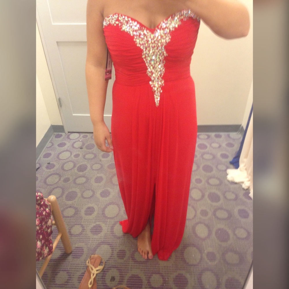Red prom dress