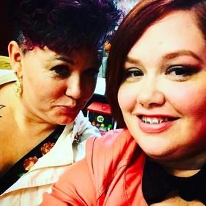 Meet your Posher, Mindy