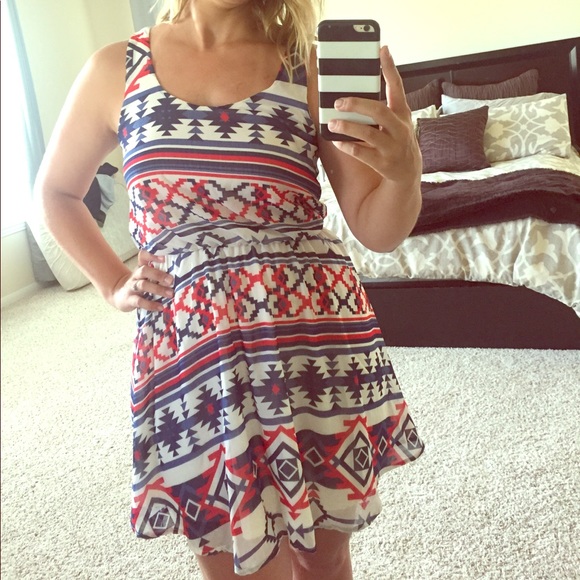 Xhilaration Dresses - Xhilaration brand tribal print swing dress Xhilaration Dresses - Xhilaration brand tribal print swing dress