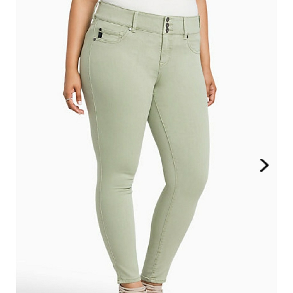Torrid Jeggings in Green Tea wash