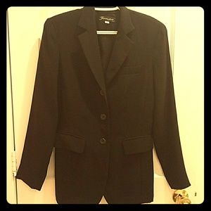 Black Tempo Paris 3 button blazer