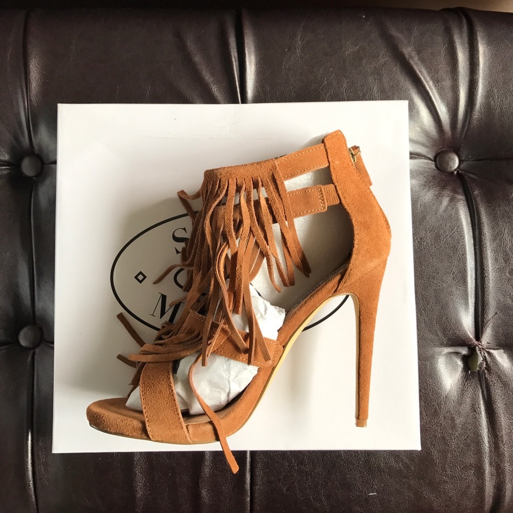 Steve Madden Babbz Fringe Sandals