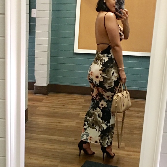 Floral dress - Picture 2 of 3