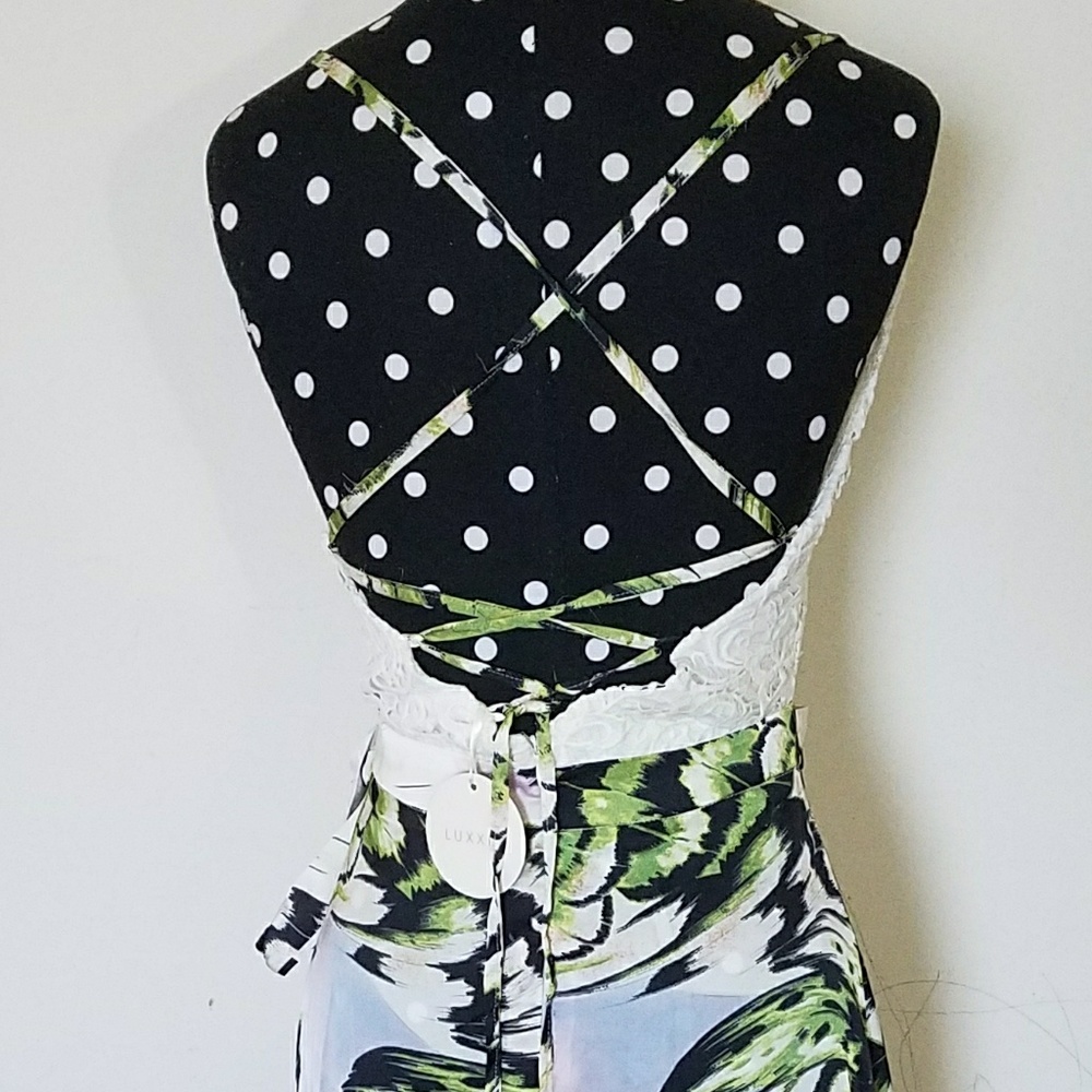 🍍LAST ONE🍍SCALLOP LACE UP MAXI DRESS - Picture 7 of 7