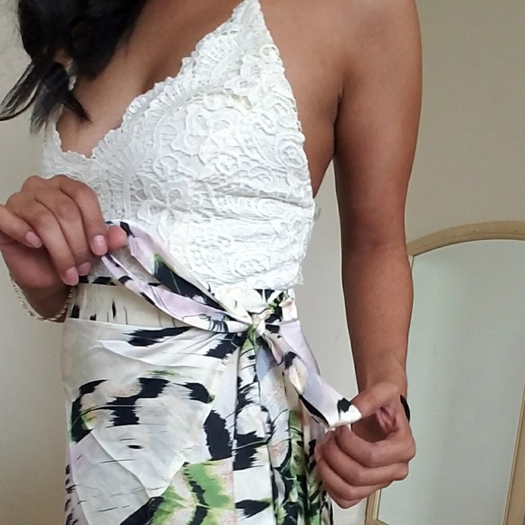 🍍LAST ONE🍍SCALLOP LACE UP MAXI DRESS - Picture 5 of 7