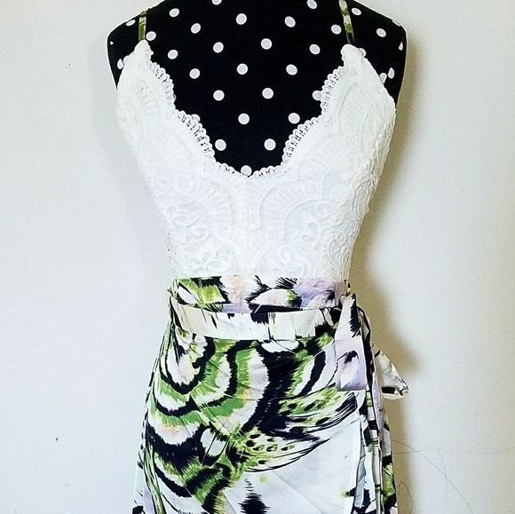 🍍LAST ONE🍍SCALLOP LACE UP MAXI DRESS - Picture 6 of 7