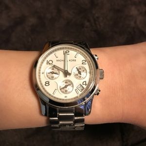 Michael kors runway watch in silver