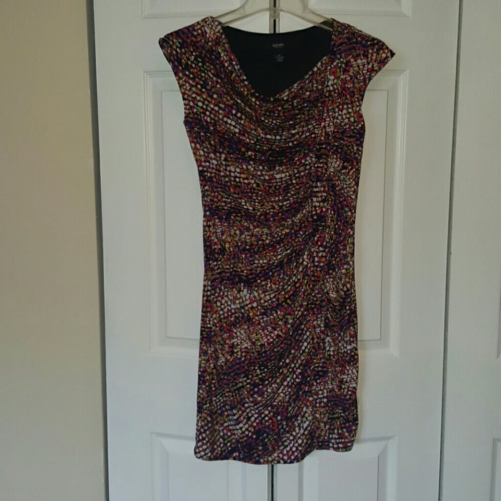 Alfani Day Dress. Size 4p. Offers welcome.