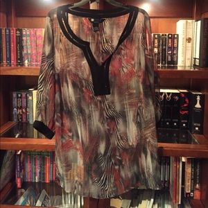 Beautiful Sheer Tunic size 3X