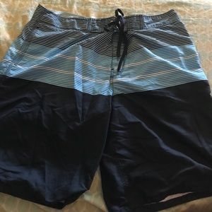 Never worn men's board shorts