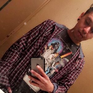 Meet your Posher, Eric