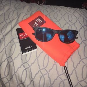 Ray-Bans - Kids sunglasses